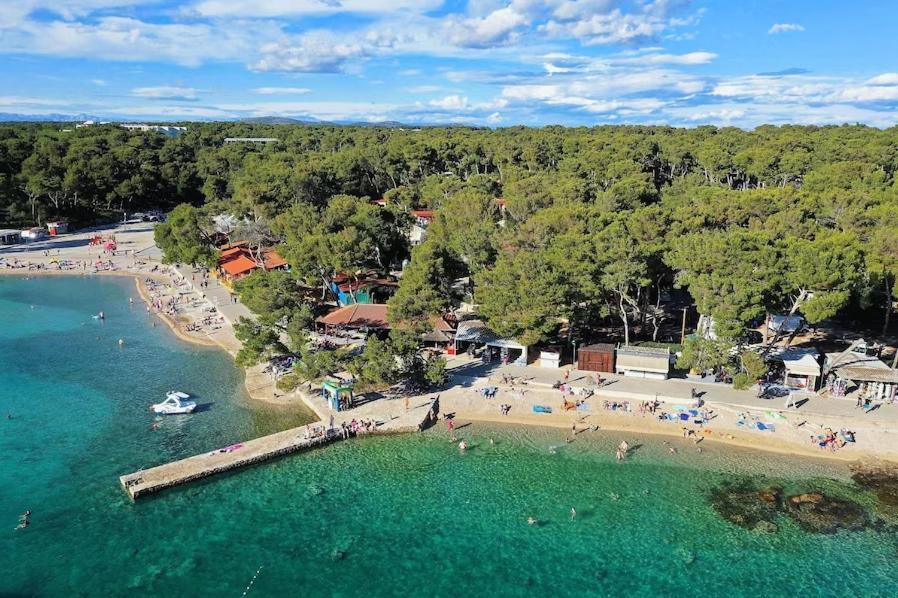 Mobile La Vida Biograd Na Moru